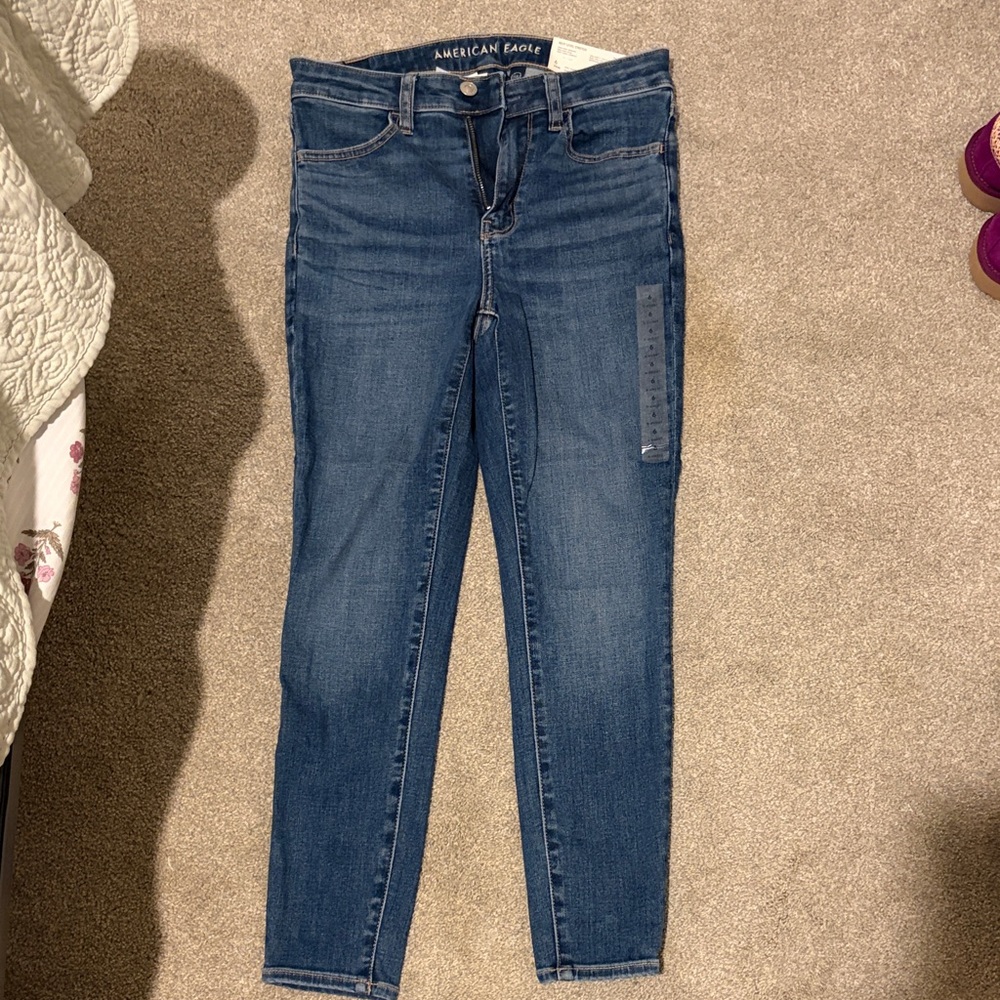 NWT American Eagle Outfitters Women’s High-Rise Skinny Jeans - Dark Blue